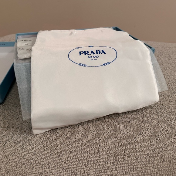 NEW PRADA Black Patent Leather Loafers Size 39 - Picture 8 of 10